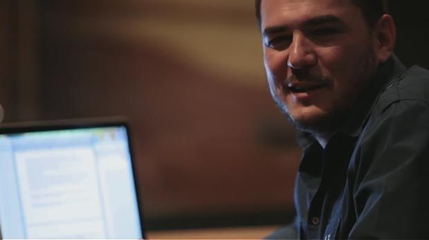 Ismael Serrano lanza «Canciones para una recién nacida», un documental en 5 capítulos.
